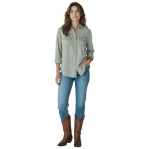 Tahari Green Shirt Snap Pearls Button Sz M Chambray Cotton Western Minimalist